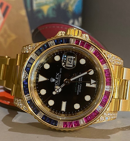 The Rolex GMT Master 40mm: A Timeless Classic